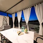 Kuca Za Odmor Meli Vakantiehuis