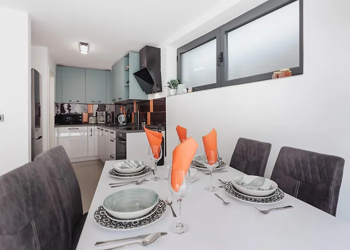 別荘 Kuca Za Odmor Ela ヤドラニヴォ